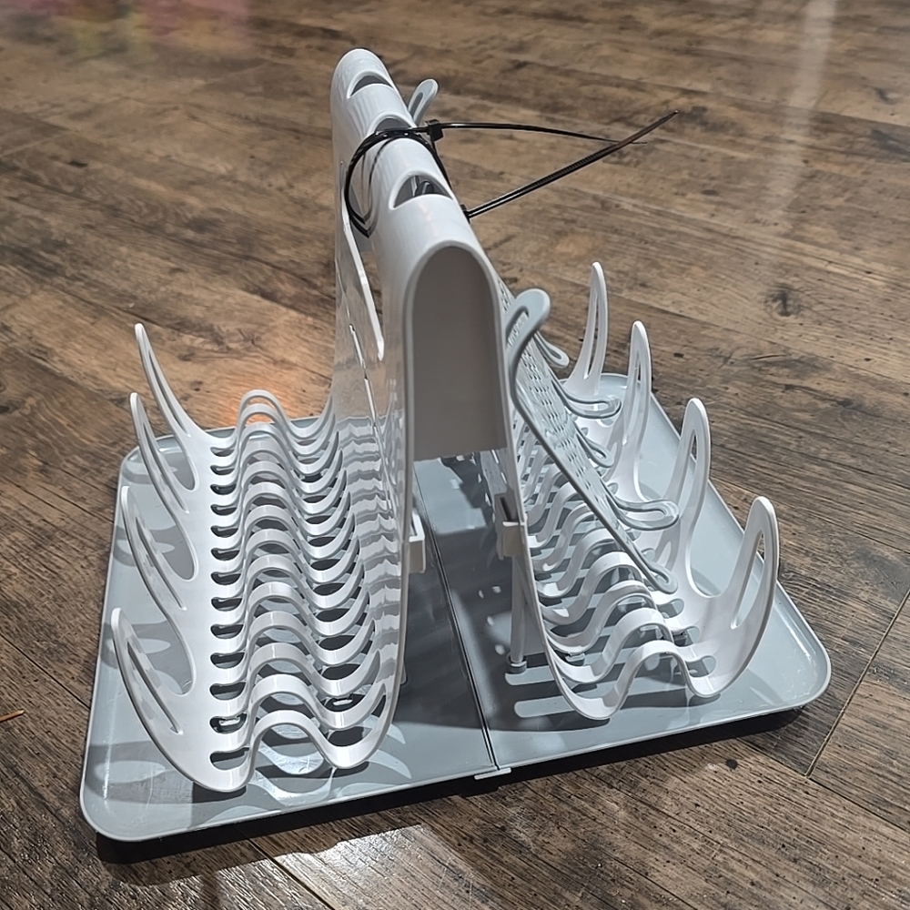 Prince Lionheart baby bottle drying rack